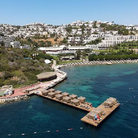 Yasmin Hotel 5*