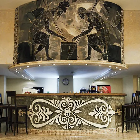 Yasmin Hotel 5*